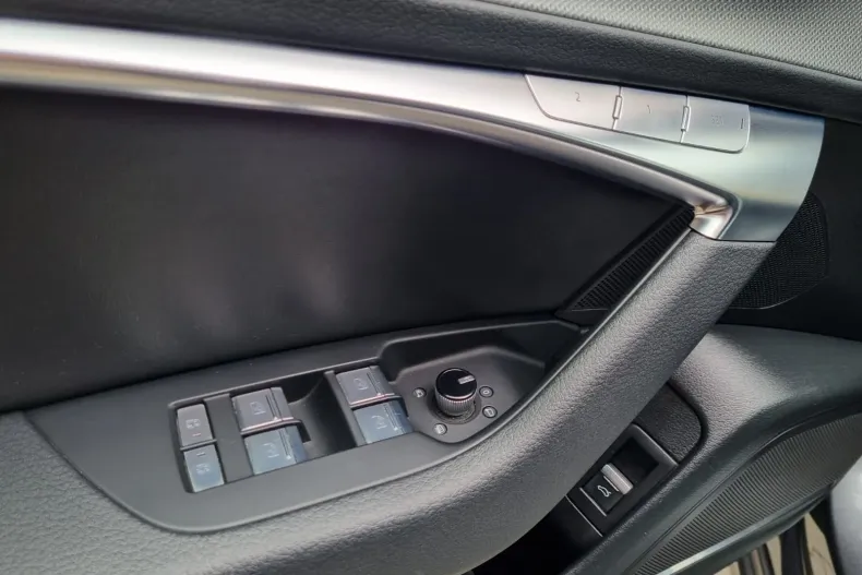 Audi A6 Allroad din 2020 cu 137.940 km - oferta AUD208964 - foto 11