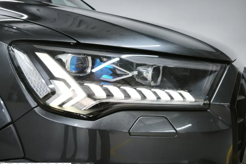 Audi SQ7 din 2022 cu 95.000 km - oferta AUD208970 - foto 11