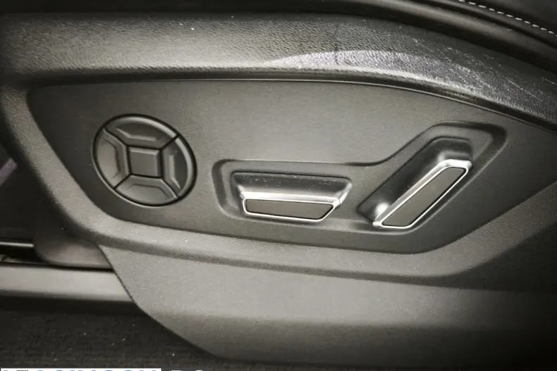 Audi SQ7 din 2022 cu 95.000 km - oferta AUD208970 - foto 19