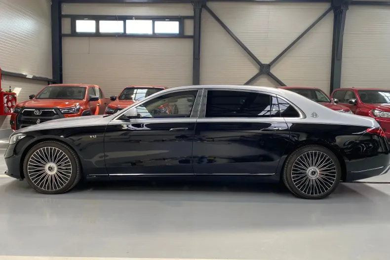 Mercedes-Benz S Maybach din 2024 cu 10 km - oferta MER208971 - foto 5