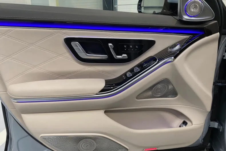 Mercedes-Benz S Maybach din 2024 cu 10 km - oferta MER208971 - foto 9