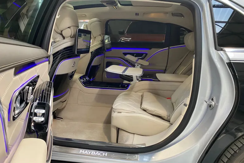 Mercedes-Benz S Maybach din 2024 cu 10 km - oferta MER208971 - foto 18