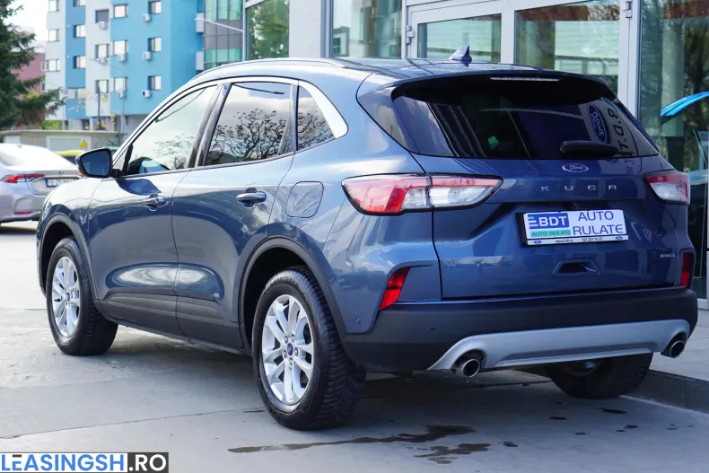Ford Kuga din 2023 cu 70.110 km - oferta FOR208972 - foto 4