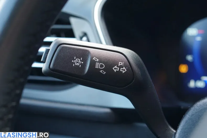 Ford Kuga din 2023 cu 70.110 km - oferta FOR208972 - foto 15