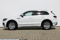 Volkswagen Touareg din 2022 cu 64.124 km - oferta VOL208974 - foto 2