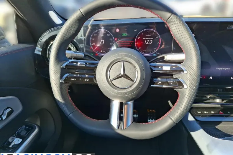 Mercedes-Benz CLA 200 (Clasa CLA) din 2025 cu 4.000 km - oferta MER208977 - foto 12