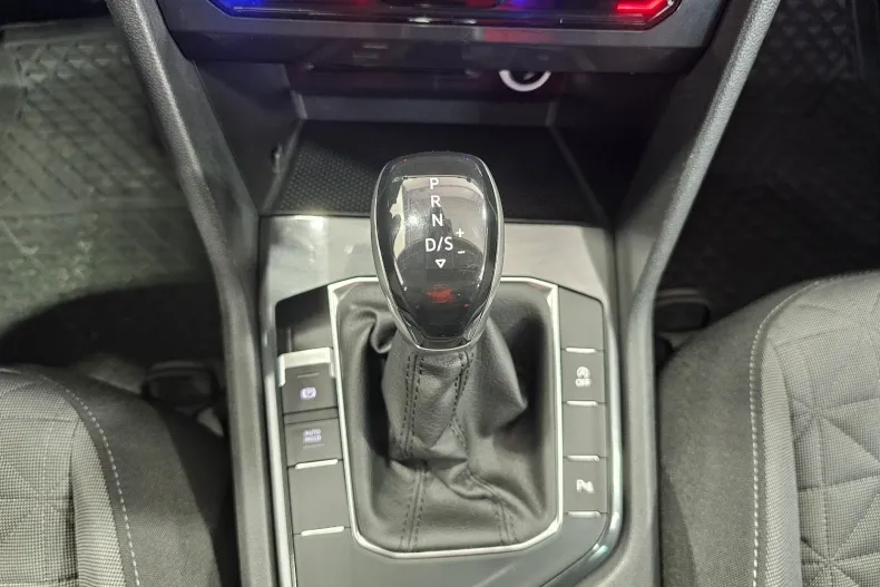 Volkswagen Tiguan din 2023 cu 78.251 km - oferta VOL208980 - foto 12