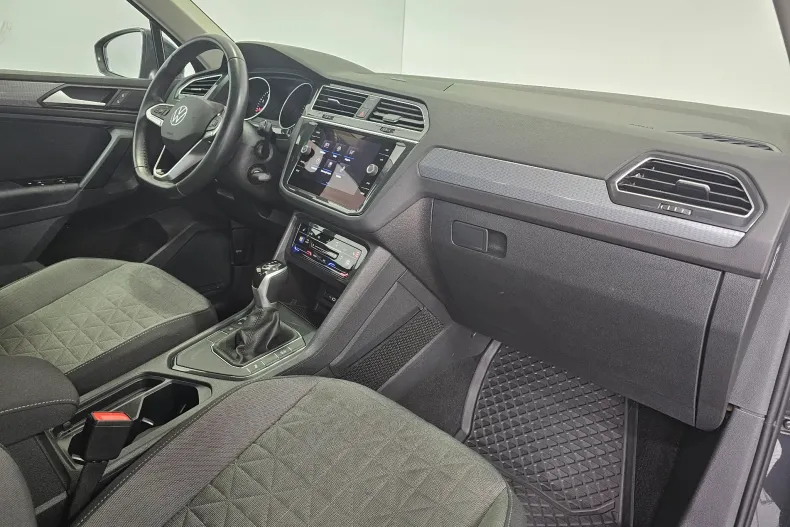 Volkswagen Tiguan din 2023 cu 78.251 km - oferta VOL208980 - foto 32