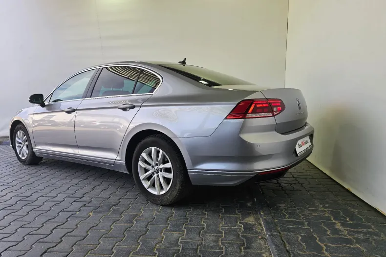 Volkswagen Passat din 2022 cu 76.554 km - oferta VOL208981 - foto 3