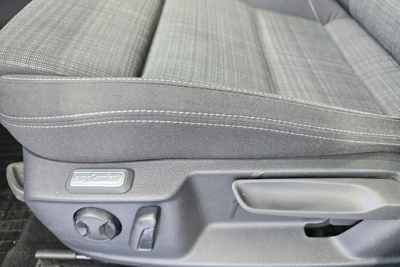 Volkswagen Passat din 2022 cu 76.554 km - oferta VOL208981 - foto 6
