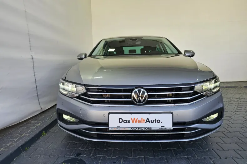 Volkswagen Passat din 2022 cu 76.554 km - oferta VOL208981 - foto 31
