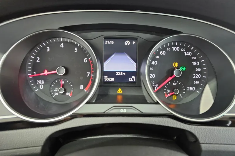 Volkswagen Passat din 2021 cu 50.620 km - oferta VOL208983 - foto 12
