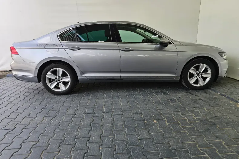 Volkswagen Passat din 2021 cu 50.620 km - oferta VOL208983 - foto 28