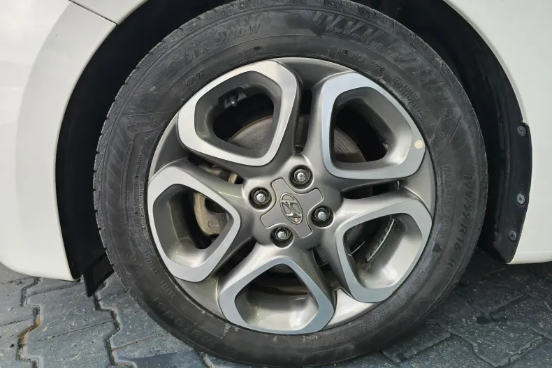 Hyundai i20 din 2020 cu 107.323 km - oferta HYU208984 - foto 4