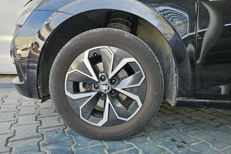 Skoda Scala din 2023 cu 92.542 km - oferta SKO208986 - foto 4
