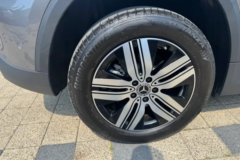 Mercedes-Benz EQA din 2021 cu 10.308 km - oferta MER208988 - foto 21