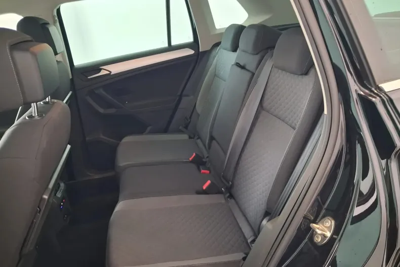 Volkswagen Tiguan din 2020 cu 70.942 km - oferta VOL208989 - foto 30