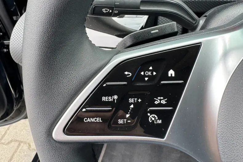 Mercedes-Benz CLA 180 (Clasa CLA) din 2025 cu 4.731 km - oferta MER209001 - foto 18