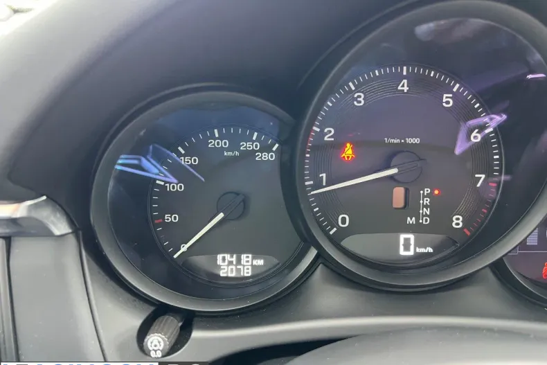 Porsche Macan din 2023 cu 10.420 km - oferta POR209005 - foto 8