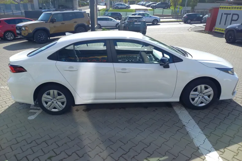 Toyota Corolla din 2025 cu 8.095 km - oferta TOY209006 - foto 5