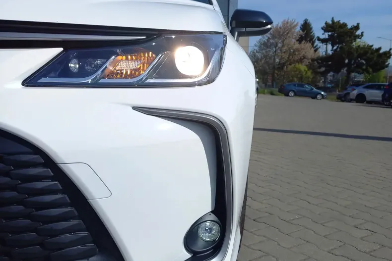 Toyota Corolla din 2025 cu 8.095 km - oferta TOY209006 - foto 27