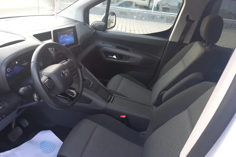 Toyota Proace din 2023 cu 23.900 km - oferta TOY209009 - foto 9