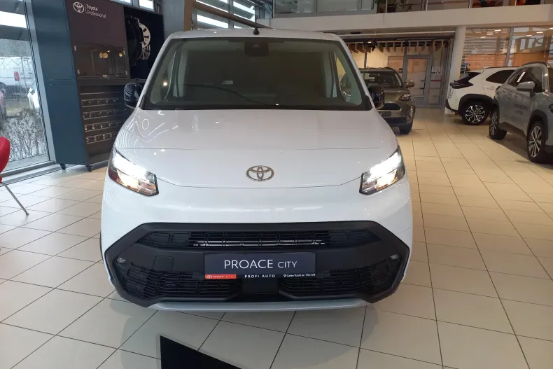Toyota Proace din 2024 cu 4 km - oferta TOY209010 - foto 3