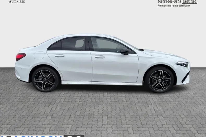 Mercedes-Benz A 250 (Clasa A) din 2023 cu 7.800 km - oferta MER209013 - foto 4