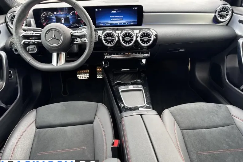 Mercedes-Benz A 250 (Clasa A) din 2023 cu 7.800 km - oferta MER209013 - foto 12