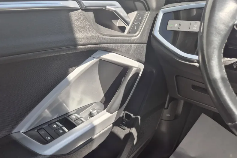 Audi Q3 din 2022 cu 73.313 km - oferta AUD209017 - foto 13