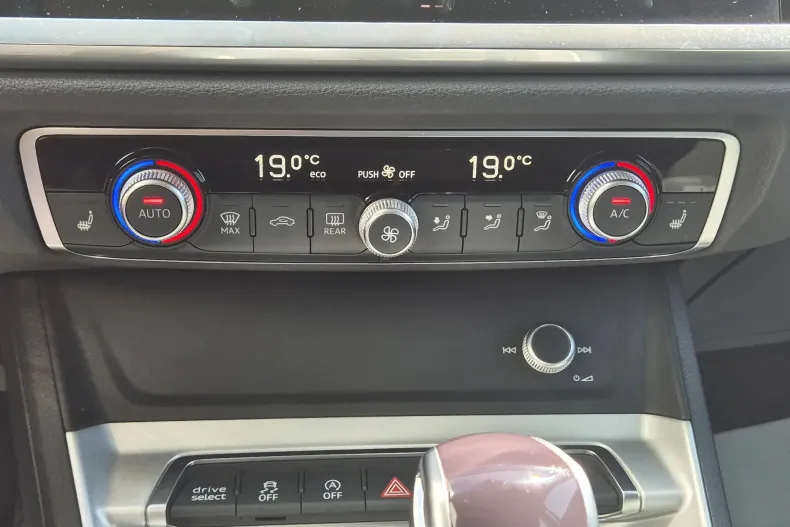 Audi Q3 din 2022 cu 73.313 km - oferta AUD209017 - foto 19