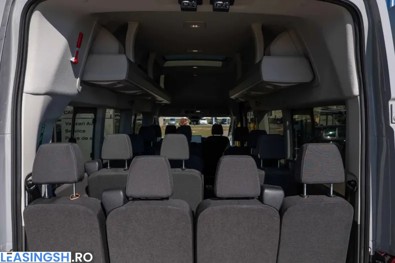 Ford Transit din 2025 cu 2 km - oferta FOR209032 - foto 8
