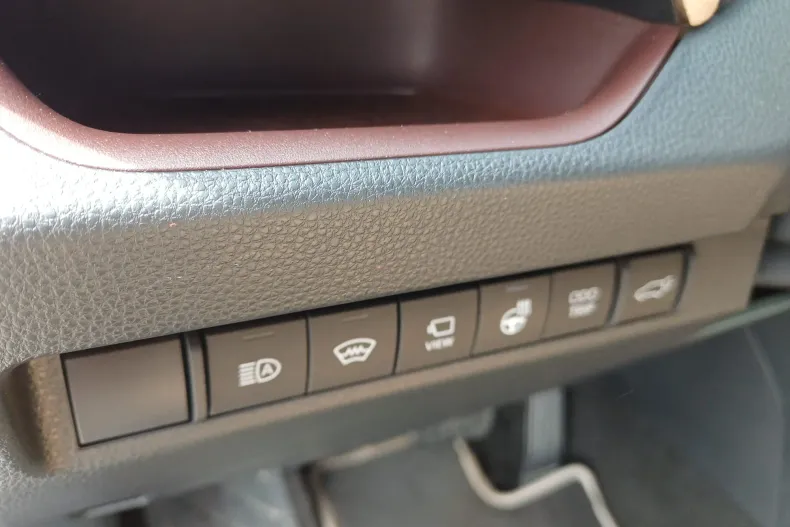 Toyota RAV4 din 2024 cu 14.311 km - oferta TOY209044 - foto 14