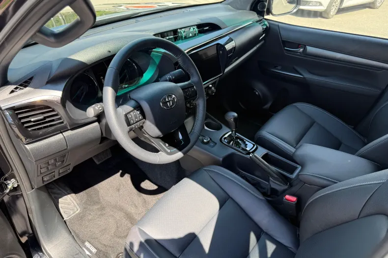 Toyota Hilux din 2025 cu 10 km - oferta TOY209047 - foto 10
