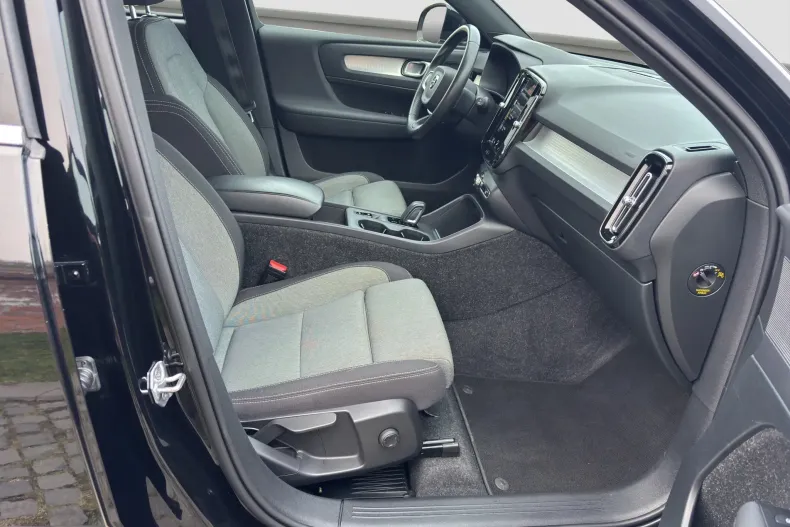 Volvo XC40 din 2020 cu 118.000 km - oferta VOL209061 - foto 18