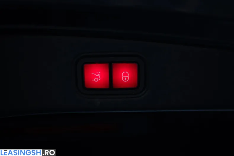 Mercedes-Benz E din 2021 cu 79.900 km - oferta MER209088 - foto 30