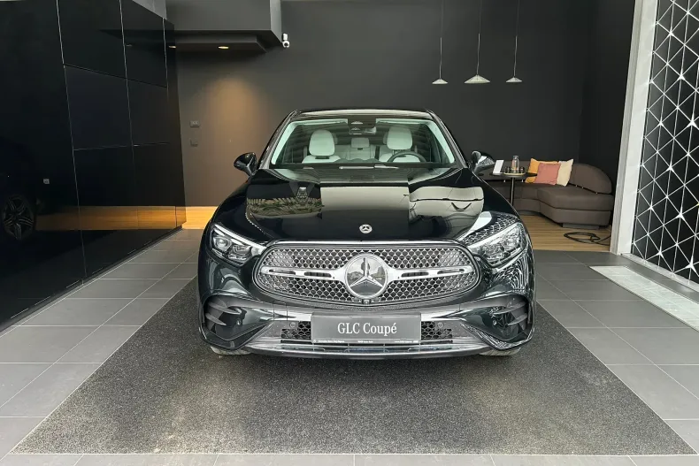 Mercedes-Benz GLC din 2026 cu 3.000 km - oferta MER209089 - foto 1