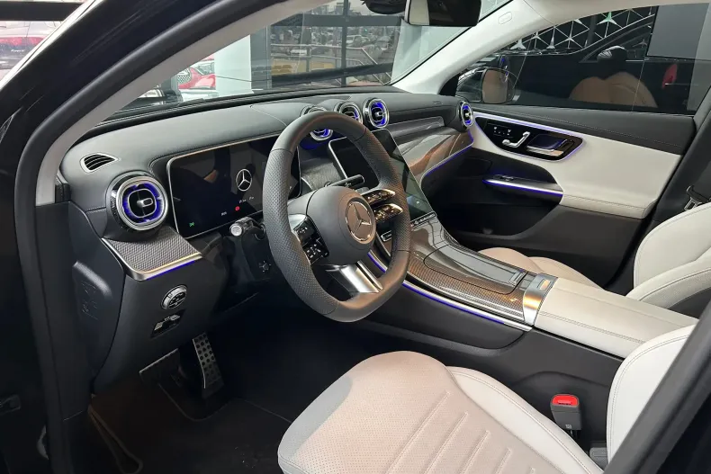 Mercedes-Benz GLC din 2026 cu 3.000 km - oferta MER209089 - foto 5