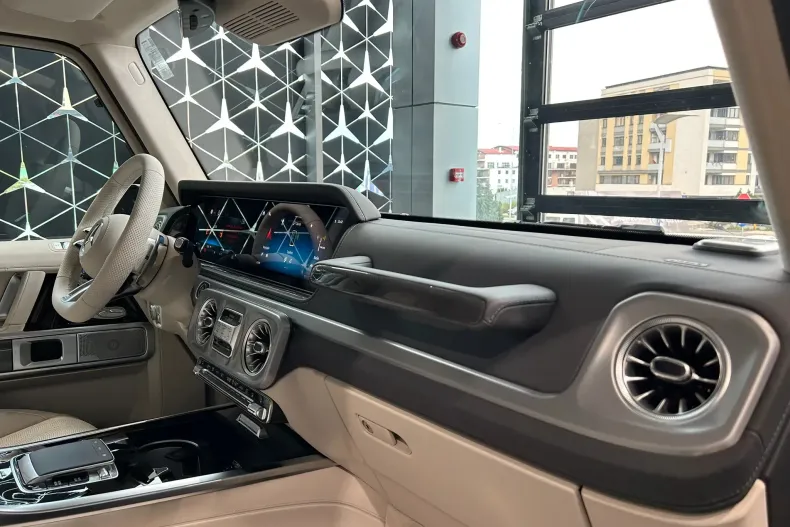 Mercedes-Benz G din 2026 cu 12 km - oferta MER209092 - foto 11