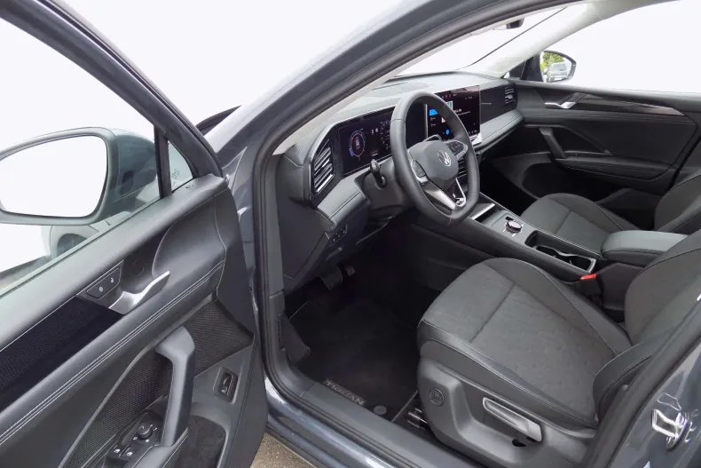 Volkswagen Tiguan din 2025 cu 11.589 km - oferta VOL209097 - foto 11