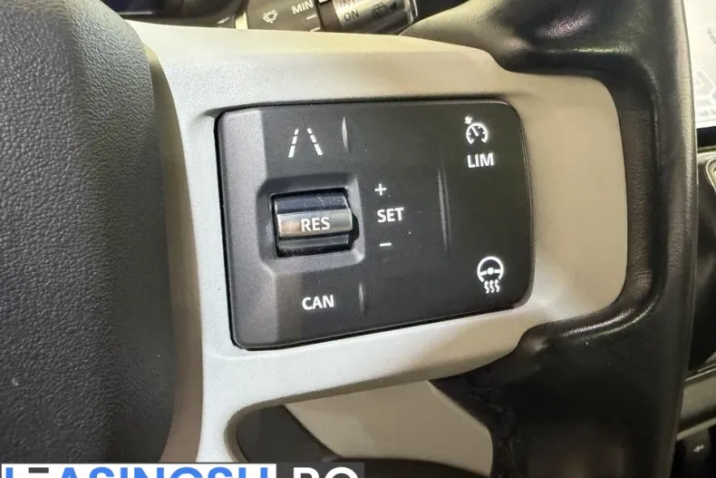 Land Rover Defender din 2021 cu 84.250 km - oferta LAN209102 - foto 12