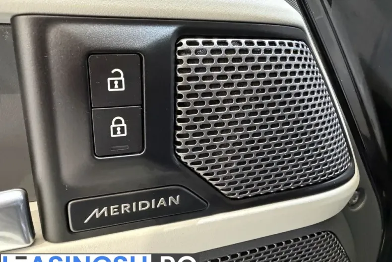 Land Rover Defender din 2021 cu 84.250 km - oferta LAN209102 - foto 18