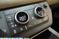 Land Rover Defender din 2021 cu 84.250 km - oferta LAN209102 - foto 21