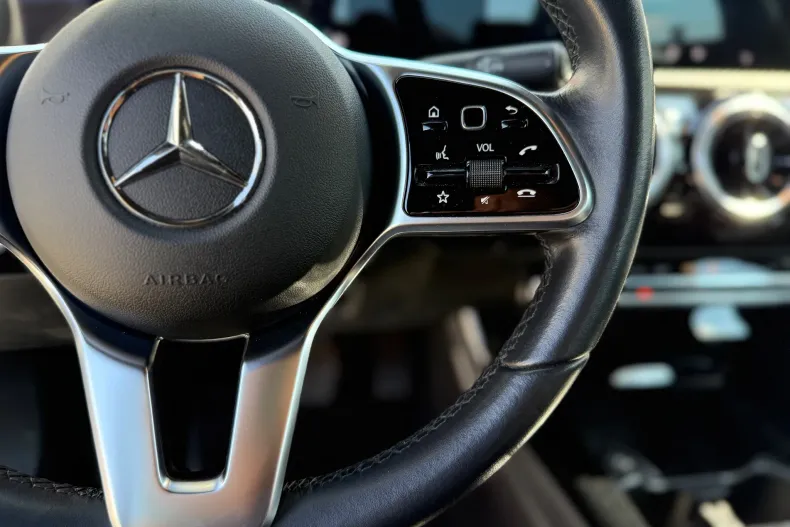 Mercedes-Benz A 200 (Clasa A) din 2022 cu 156.933 km - oferta MER209106 - foto 6
