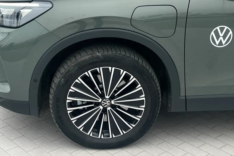 Volkswagen Tiguan din 2025 cu 7.200 km - oferta VOL209109 - foto 4