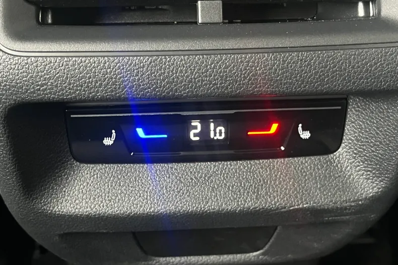 Volkswagen Tiguan din 2025 cu 7.200 km - oferta VOL209109 - foto 8