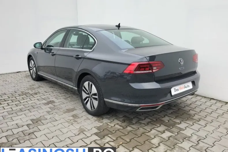 Volkswagen Passat din 2021 cu 45.625 km - oferta VOL209124 - foto 2