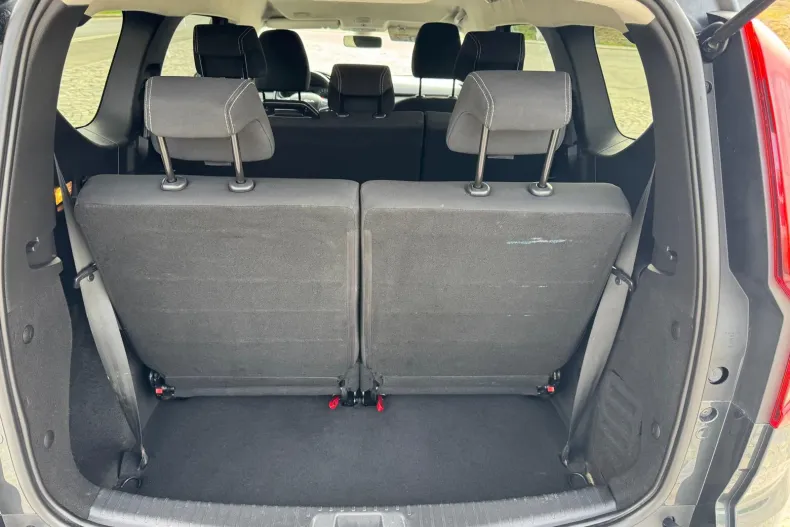 Dacia Jogger din 2023 cu 73.325 km - oferta DAC209132 - foto 6