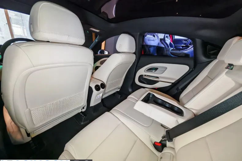 Mercedes-Benz CLA 200 (Clasa CLA) din 2026 cu 1 km - oferta MER209140 - foto 21