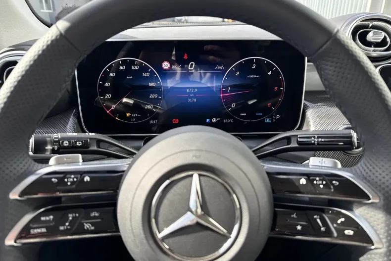 Mercedes-Benz GLC din 2025 cu 3.178 km - oferta MER209142 - foto 8